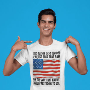 4 JULI WETEN WELKE TOILET JE MOET GEBRUIKEN T-SHIRT