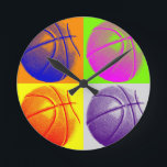 4 Kleuren Pop Art Basketbal Ronde Klok<br><div class="desc">Retro Style Pop Art Afbeeldingen en kunstwerken</div>