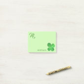 4 Leaf Clover Fun Green Monogram Gepersonaliseerd Post-it® Notes (Op bureau)