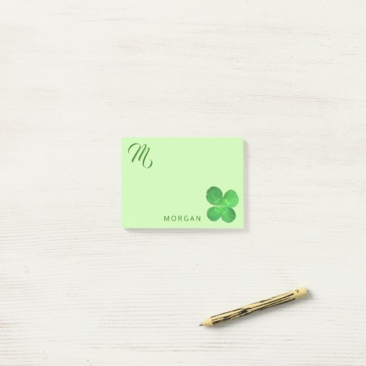 4 Leaf Clover Fun Green Monogram Gepersonaliseerd Post-it® Notes (Op bureau)