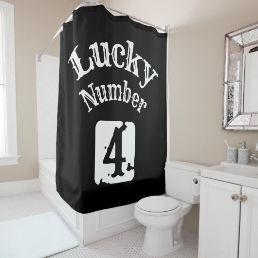 4 - Lucky Number 4 Luck Douchegordijn (In situ)