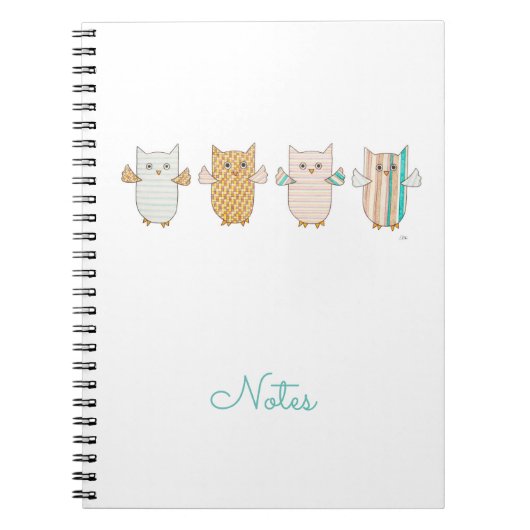 4 Pastel Owls Flying Notitieboek (Voorkant)