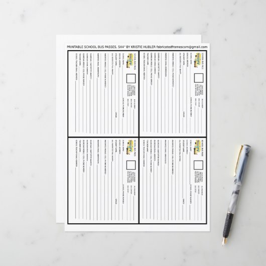 4 schoolbuspasjes voor studenten en de persoon die (Voorkant / Achterkant in situ)
