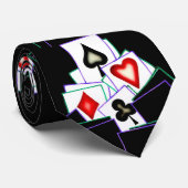 4 Suite-kaartontwerp op zwart Stropdas (Opgerold)