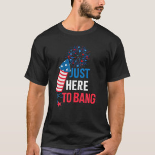 4de juli Firecracker en vuurwerk enkel hier aan T-shirt