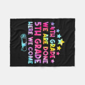 4e graad Afstuderen Tie Dye 5e graad Hier komen we Fleece Deken (Voorkant (Horizontaal))