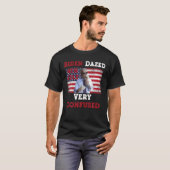 4e juli krijgt het meeste verwarring, grappig poli t-shirt (Voorkant volledig)
