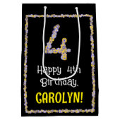 4e verjaardag: Floral Flowers Number, Custom Name Medium Cadeauzakje (Achterkant)