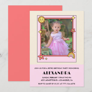 4e verjaardagsuitnodiging Retro Groovy Roze Bloeme Kaart