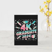4k afgestudeerd 2024 grappige 4k kleuterafstuderen kaart (Gele Bloem)
