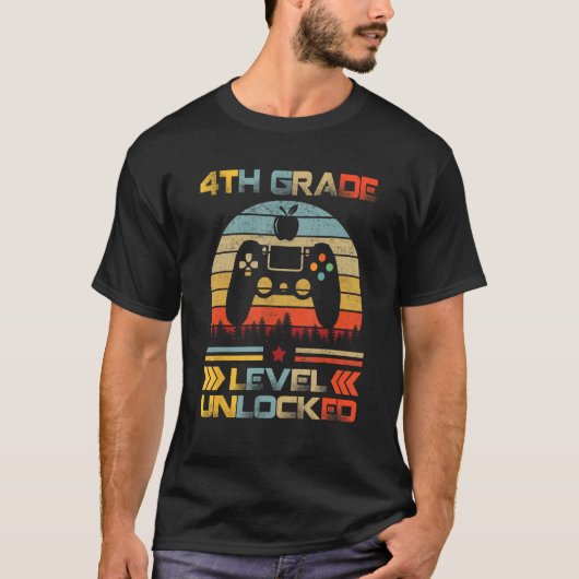 4th Grade Level Unlocked Gamer First Day Of School T-shirt (Voorkant)