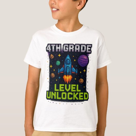 4th Grade Level Unlocked T-Shirt – Pixel Space Gal (Voorkant)