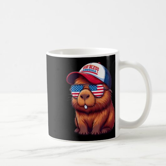 4th Of July Capybara – God Bless America Hat And P Koffiemok (Rechts)