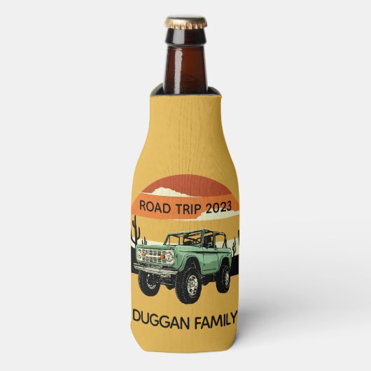 4x4 Family Adventure gepersonaliseerde aangepaste  Flesjeskoeler (Fles Voorkant)