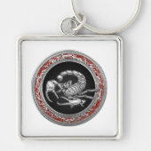 [500] Sacred Silver Scorpion op zwart Sleutelhanger (Voorkant)