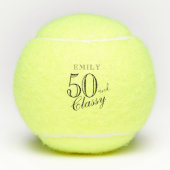 50 en Classy Elegant Script Naam 50e Verjaardag Tennisballen (Voorkant)
