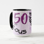 50 en Fabulous Birthday | Geometrisch Paars Mok (Voorkant links)