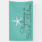 50 en Fabulous Birthday Starfish Beach Blauwgroen  Spandoek (Verticaal)