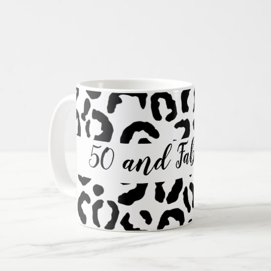 50 en Fabulous Black and White Cheetah Print Koffiemok (Voorkant links)