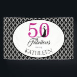 50 en Fabulous Custom 50th Birthday Spandoek<br><div class="desc">Elegant 50 en geweldige gepersonaliseerde vijftigste verjaardagsbanner, de woorden 50 en geweldig zijn in roze glitter en zwart. U kunt deze banner met jouw naam gemakkelijk aanpassen. In onze winkel zijn er vergelijkbare producten beschikbaar, zoals uitnodigingen voor de 50e verjaardag en benodigdheden voor de 5e verjaardag. Als je hulp nodig...</div>