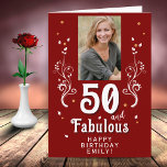 50 en Fabulous Foliage Red 50th Birthday Foto Kaart<br><div class="desc">50 en Fabulous Foliage Red 50th Birthday Photo Card. 50 en geweldige tekst in trendy white script met een naam en witte foliage op een donkerrode achtergrond. Pas het aan met je foto,  jouw naam en leeftijd. Voeg jouw tekst in de kaart toe of verwijder deze.</div>