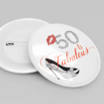 50 en Fabulous Glitter 50th Birthday Ronde Button 5,7 Cm<br><div class="desc">Dit ontwerp is gemaakt met behulp van digitale kunst. Het kan in het gebied worden aangepast door de klik aan te passen en de naam, initialen of woorden aan te passen. U kunt de tekstkleur en de stijl ook veranderen of de tekst voor een slechts ontwerp van het afbeelding schrappen....</div>