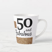50 en Fabulous Gold Glitter 2 Foto 50e verjaardag Latte Mok (Rechts)