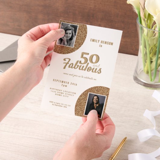 50 en Fabulous Gold Glitter 2 Foto 50e verjaardag Vellum Uitnodigingen (Draagbaar)