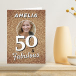 50 en Fabulous Gold Glitter Photo 50th Birthday Kaart<br><div class="desc">50 en Fabulous Gold Glitter Photo 50th Birthday Kaart. Personaliseer met naam en foto.</div>