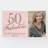 50 en Fabulous Modern Pink 50th Birthday Foto Spandoek (Horizontaal)