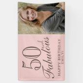 50 en Fabulous Modern Pink 50th Birthday Foto Spandoek (Verticaal)