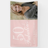 50 en Fabulous Modern Pink 50th Birthday Foto Spandoek (Verticaal)