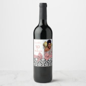 50 en Fabulous Pink White Birthday Party Wijn Etiket (Voorkant)