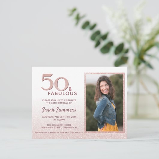 50 en Fabulous Roos Gold Glitter Elegant Birthday Uitnodiging Briefkaart (Staand voorkant)