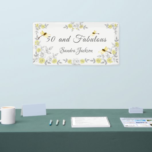 50 en Fabulous Verjaardag Geel Grijs Bloemmotief Spandoek (Beurs)