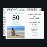 50 en gewoon fantastische verjaardag uitnodiging<br><div class="desc">Maak het draaien van 50 een gewoon fantastische gelegenheid met deze leuke en flirterige verjaardagsfoto-uitnodiging. Personaliseer het en stuur het uit voor je grote feest. De woorden "50 and Simply Fabulous" zijn in felblauwe en zwarte typografie. U kunt de foto wijzigen met uw eigen foto als u dat wilt. De...</div>
