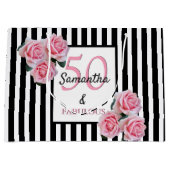 50 fabelroze floralen zwarte witte strepen groot cadeauzakje (Voorkant)