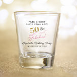 50 Fabulous 50th Birthday Pink Gold Party Favor Shot Glas<br><div class="desc">Fun en chic hebben 50ste verjaardagsfeestje glas gefilmd. "50 & Fabulous" is geschreven in een stijlvol goud,  roze en zwart script en u kunt de tekst "Take a Shot she's still Hot",  haar naam en de feestdatum personaliseren.</div>