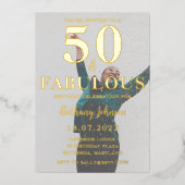 50 & Fabulous Black & Gold Foil foto Folie Uitnodiging (Voorkant)