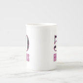 50 & Fabulous Pink Black Typografie 50th Birthday Porselein Kop (Voorkant)