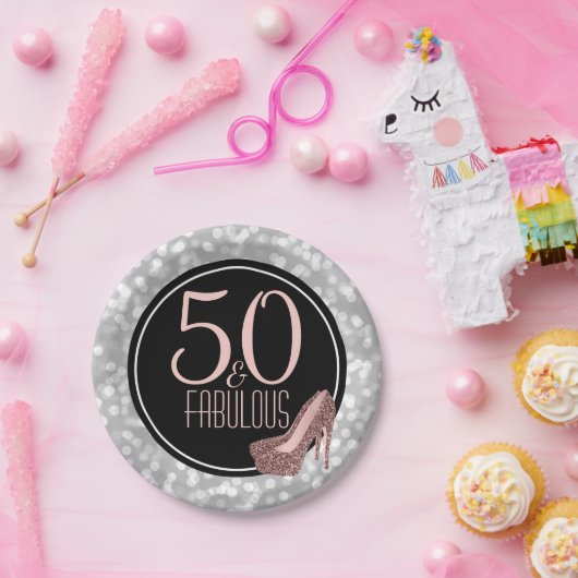 50 & Fabulous | Zilverroze 50e verjaardag Papieren Bordje (Feest)