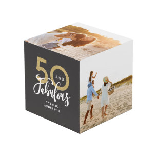 50 jaar en geweldige verjaardag van zwart en goud  kubus