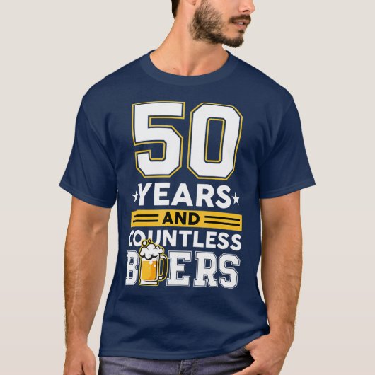 50 jaar en ontelbare bieren Funny Birthday T-shirt (Voorkant)