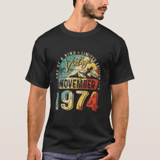  50 jaar oud cadeau Grappig November 1974 Bday T-shirt