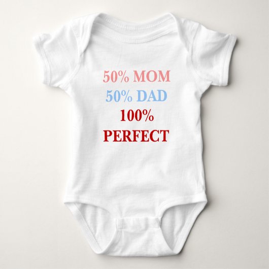 50% Mom 50% Dad 100% Perfect baby bodyshirt Romper (Voorkant)