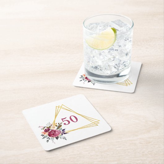 50e Boho Floral Geometric Gold Triangle Kartonnen Onderzetters (Insitu)