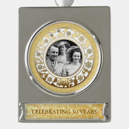 50e bruiloft Golden Jubileum foto template Verzilverd Banner Ornament (Voorkant)