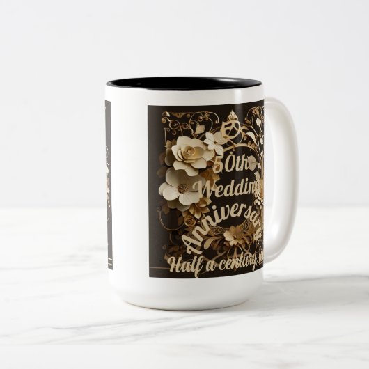 50e bruiloft Jubileum Half a Century, Love Gold Tweekleurige Koffiemok (Voorkant rechts)