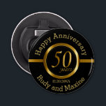 50e Golden Jubileum Design Button Flesopener<br><div class="desc">50th Jubileum Bottle Opener klaar voor u om te personaliseren. Dit ontwerp kan gemakkelijk worden gewijzigd voor andere gelegenheden, zoals een verjaardag, reünie, pensioen, enz... door het gebruik van de bewerkingstool om de tekst / lettertype / grootte te wijzigen om aan uw behoefte te voldoen. ✔ Opmerking: niet alle sjablonen...</div>