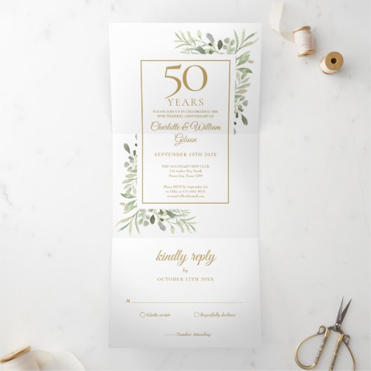 50e Golden Jubileum Wedding Greenery Floral Drieluik Uitnodiging (Binnen)